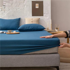 Cotton Fitted Bed Sheet With Pillows - Blue