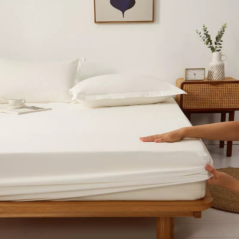 Cotton Fitted Bed Sheet With Pillows - White Shades