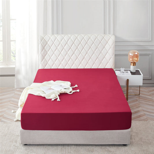 Cotton Fitted Bed Sheet With Pillows - Red