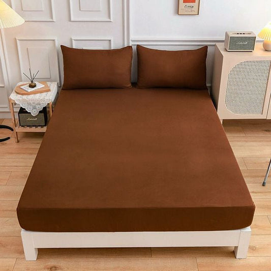 Cotton Fitted Bed Sheet With Pillows - Dark Brown